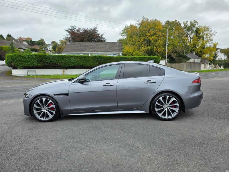 Jaguar XE 2.0 D200 Mhev R-dynamic Hse Black Saloon Diese Grey #3