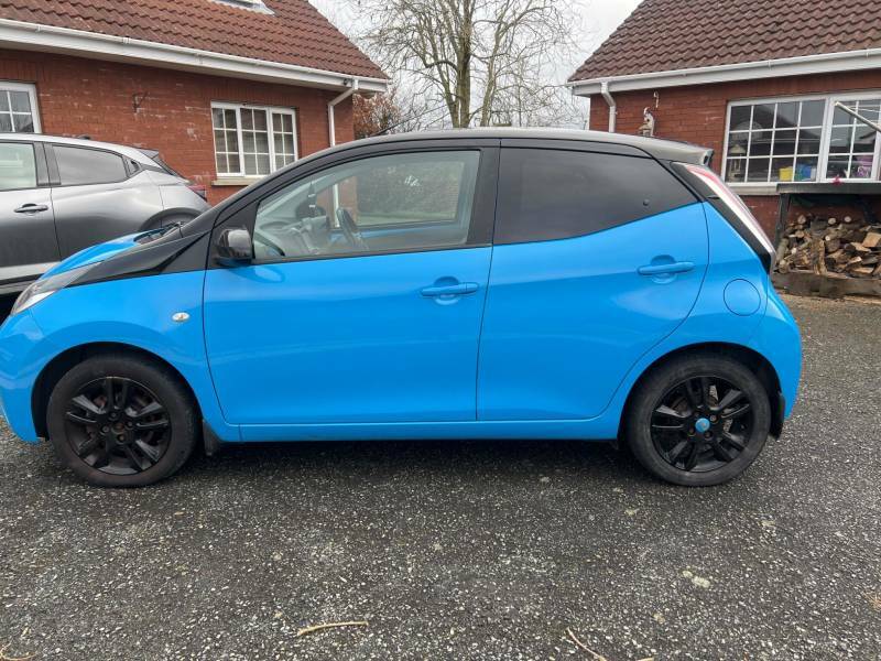 Toyota Aygo 1.0 Vvt-i X-cite Euro 6 - 2016 16 CGZ2844 Blue #4