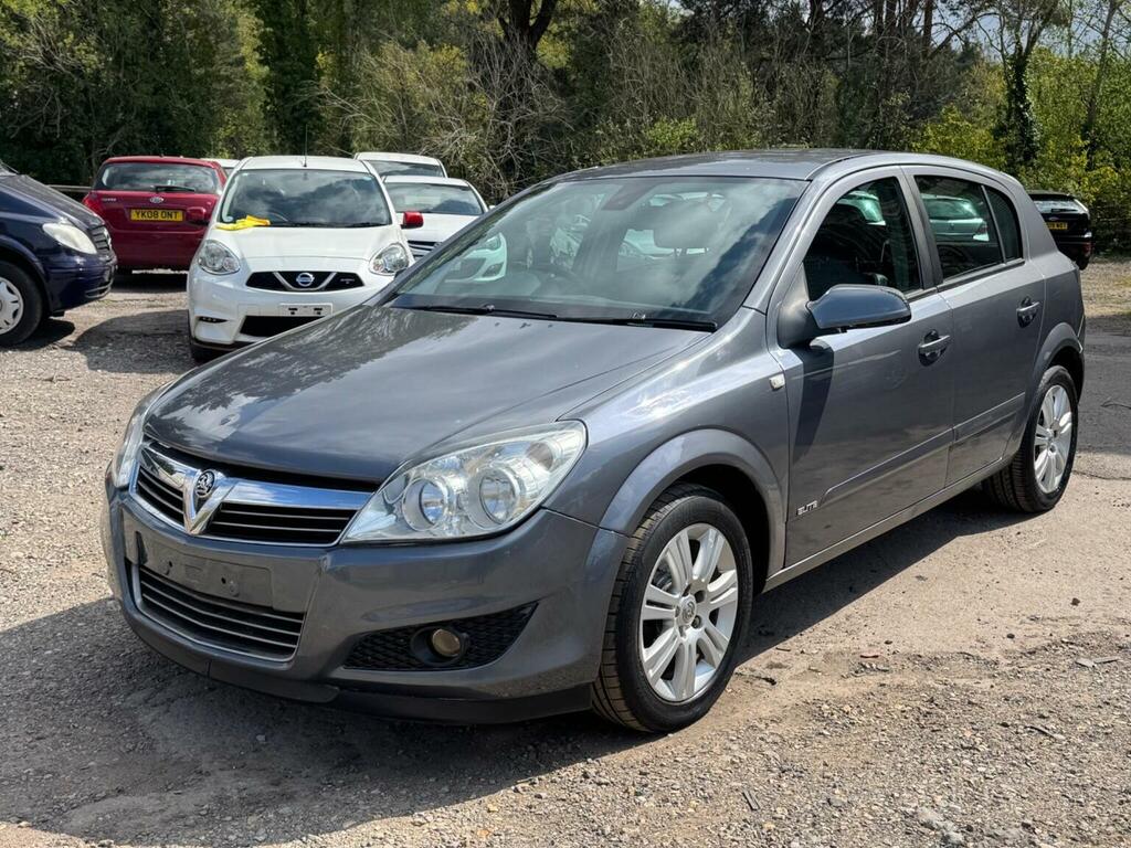 Vauxhall Astra Hatchback 1.8I 16V Elite 200707 Grey #6