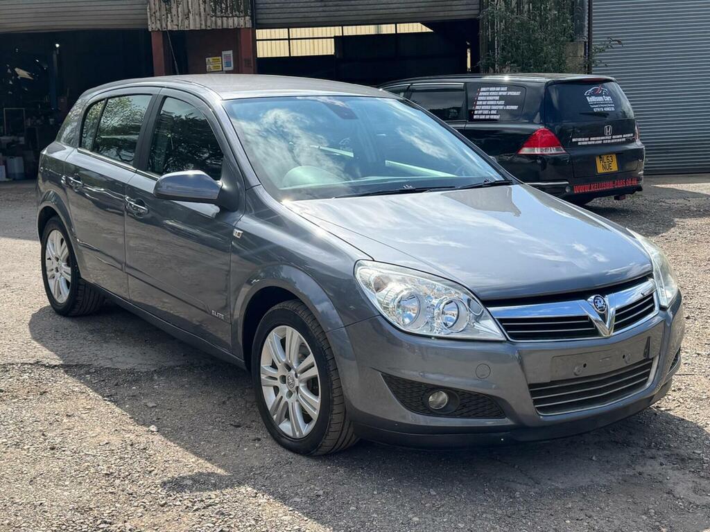 Vauxhall Astra Hatchback 1.8I 16V Elite 200707 Grey #3