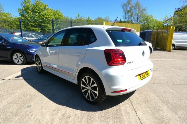 Volkswagen Polo 2017 1.0 Bluemotion Tech Beats Hatchback Petro RJ17WDC White #6