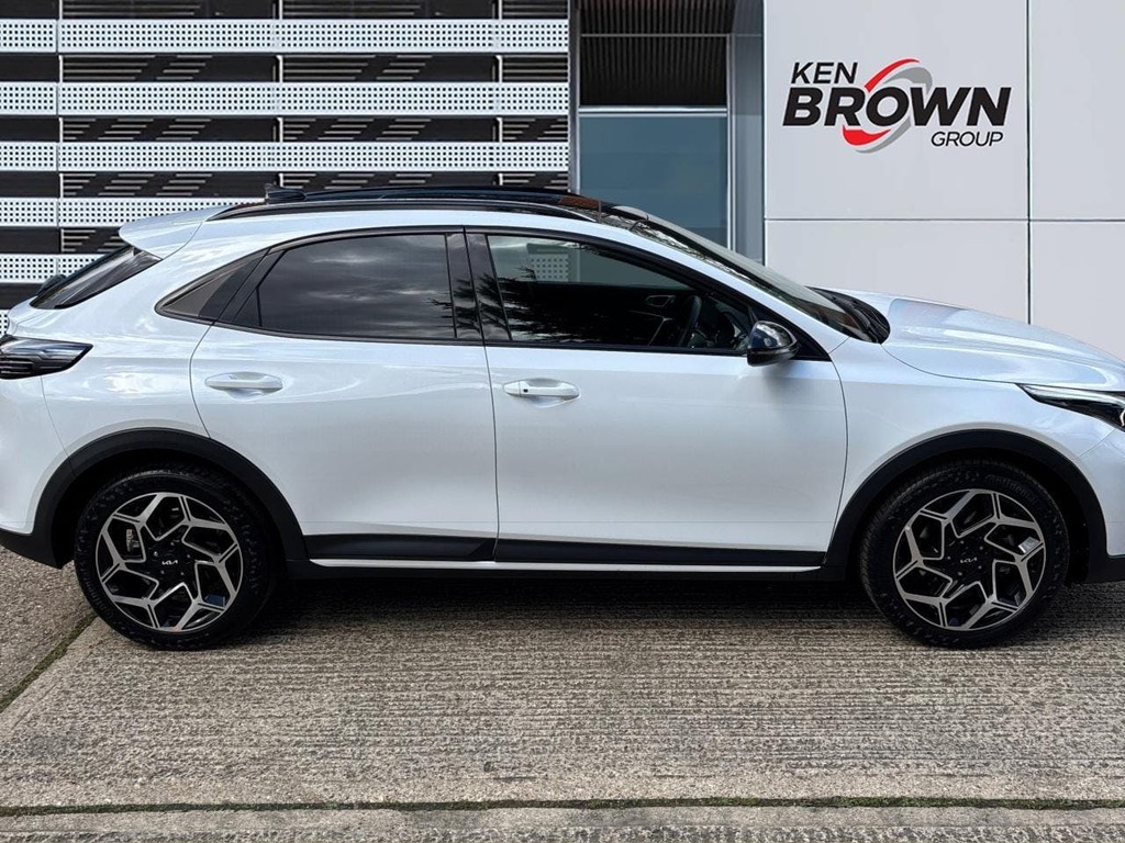 Kia Xceed 1.0 T Gdi Mhev Gt Line S Suv Hybrid Dct LR75JDX White #4