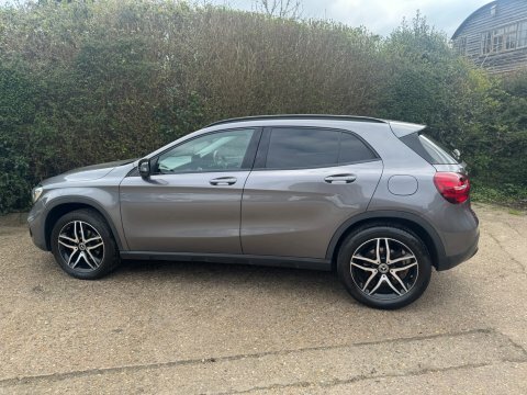 Mercedes-Benz GLA Class Gla 180 Urban LN69FWM Grey #3
