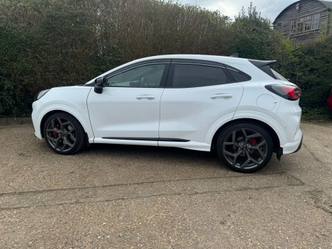 Ford Puma St White #4