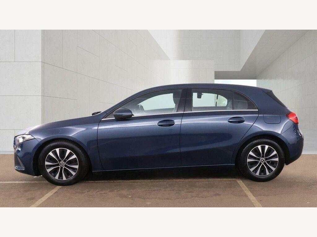 Mercedes-Benz A Class 1.5 A180d Se 7G-dct Euro 6 Ss WR70FEK Blue #3