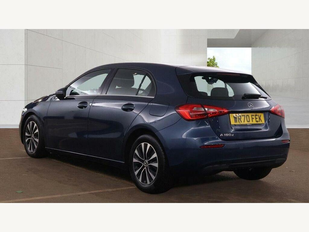 Mercedes-Benz A Class 1.5 A180d Se 7G-dct Euro 6 Ss WR70FEK Blue #2