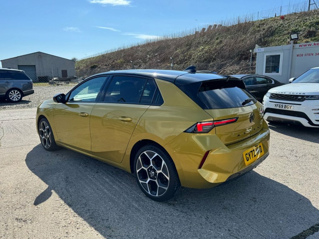 Vauxhall Astra 1.2L Ultimate Yellow #3
