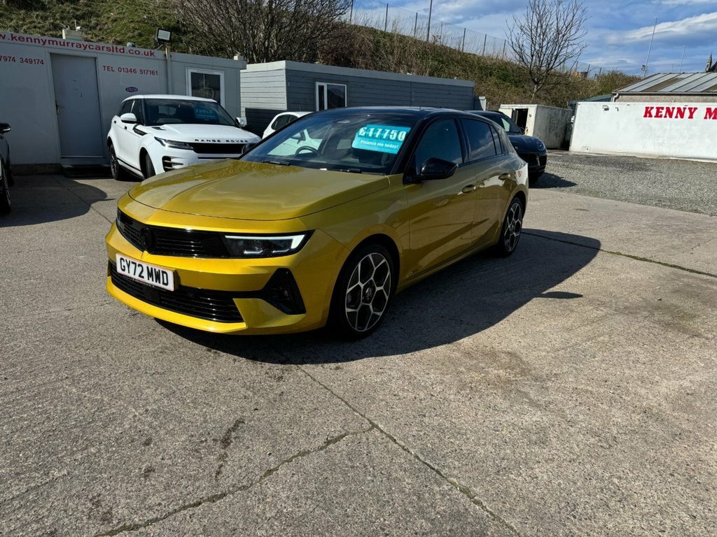 Vauxhall Astra 1.2L Ultimate Yellow #2