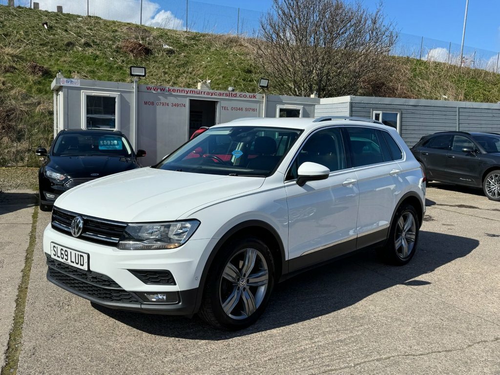Volkswagen Tiguan 1.5L Match SL69LUD White #2