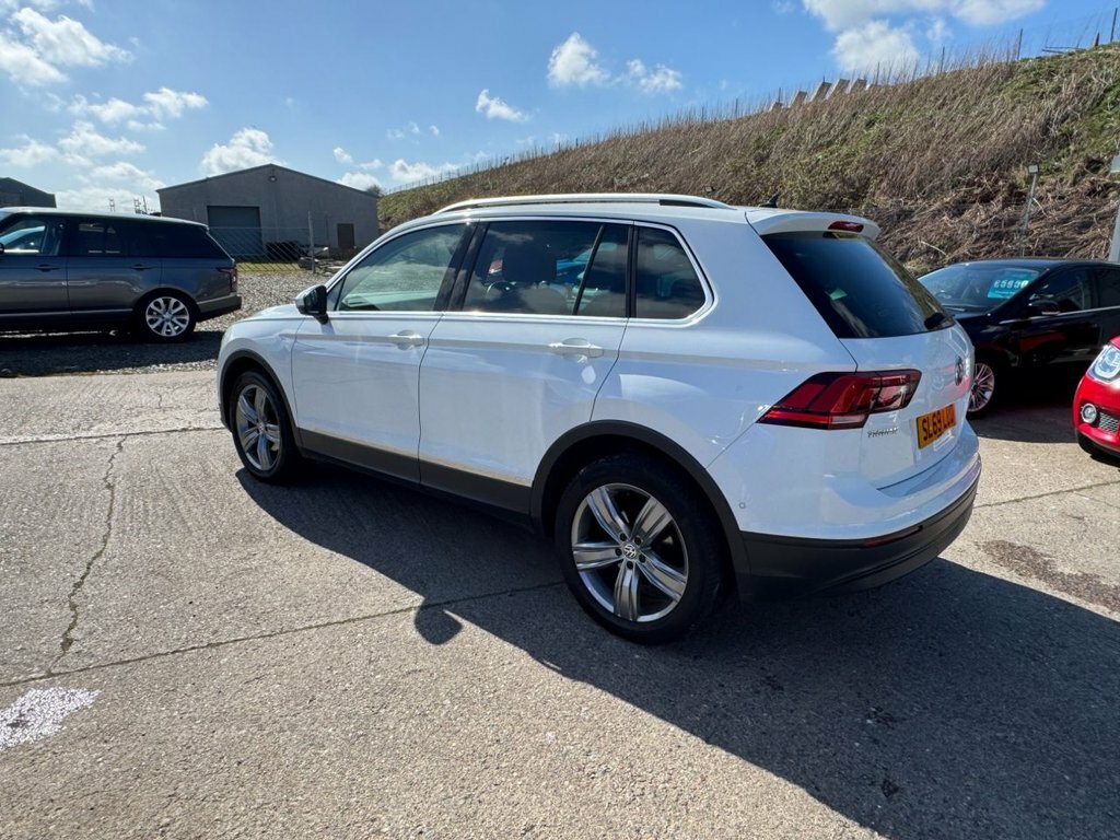 Volkswagen Tiguan 1.5L Match SL69LUD White #5