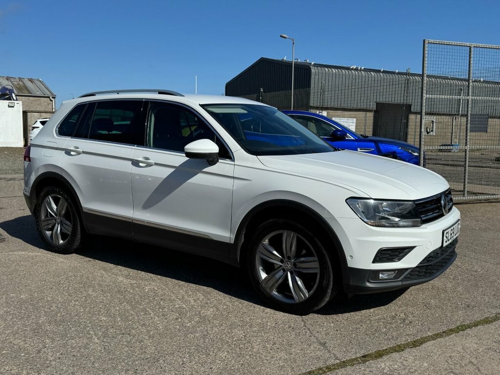 Volkswagen Tiguan 1.5L Match SL69LUD White #4