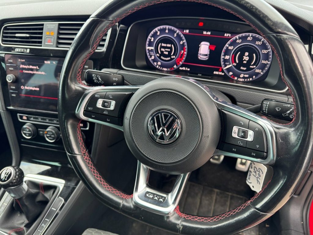 Volkswagen Golf 2L Gti YA17OER Red #6