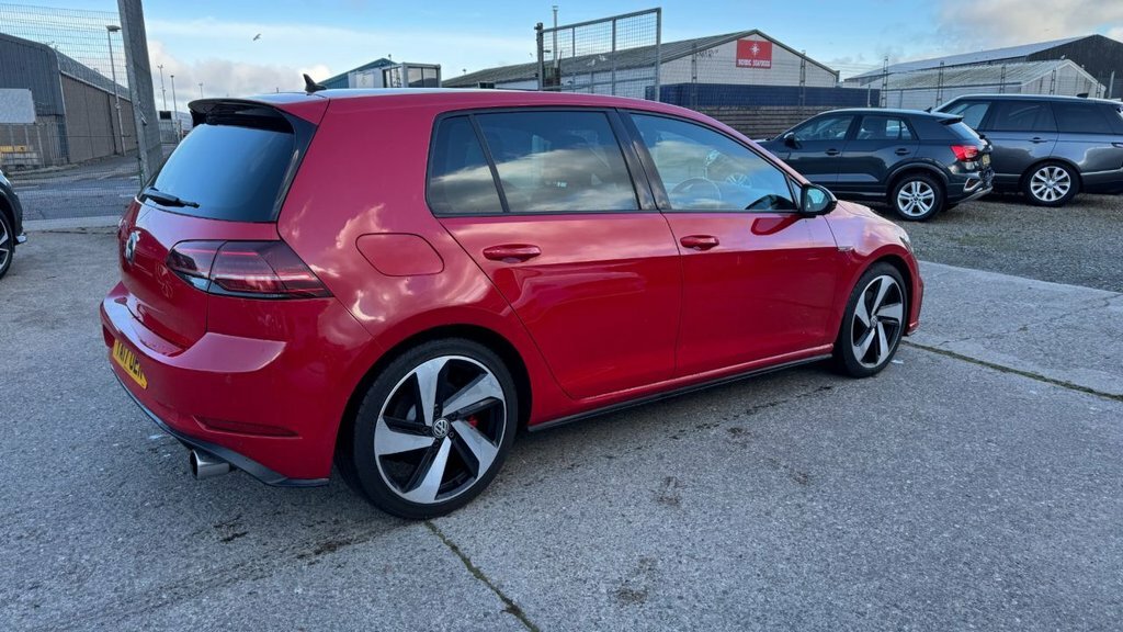 Volkswagen Golf 2L Gti YA17OER Red #3