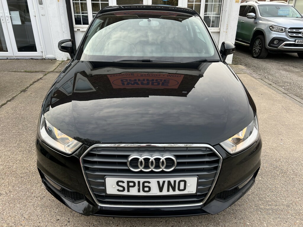 Audi A1 1.0 Tfsi Sport 201616 SP16VNO Black #2