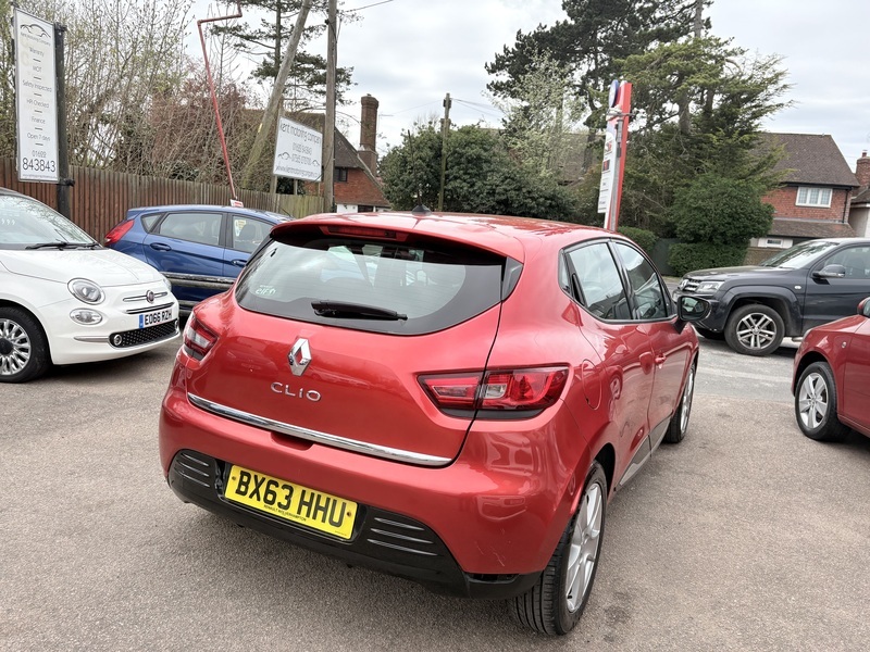 Renault Clio Dynamique Medianav BX63HHU Red #6