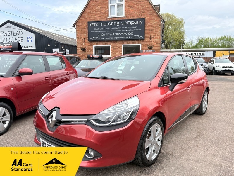 Renault Clio Dynamique Medianav Red