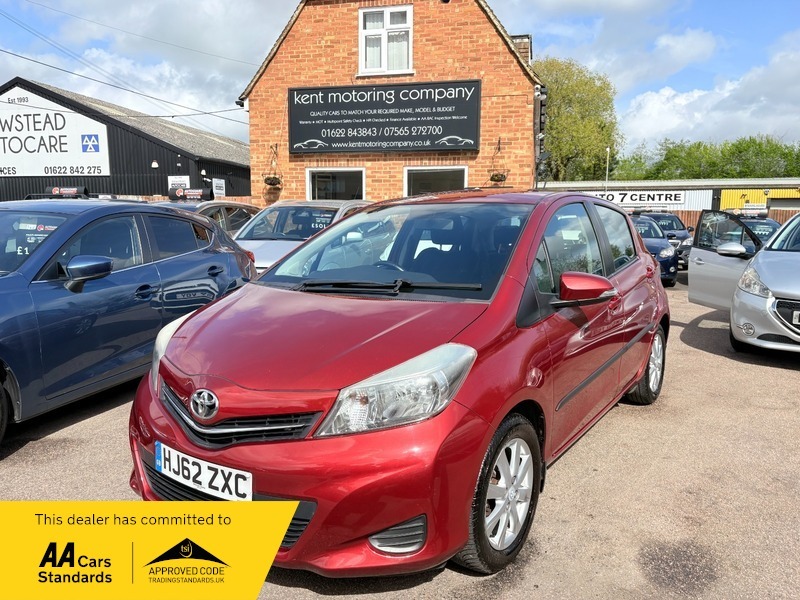 Toyota Yaris Vvt-i Tr Red