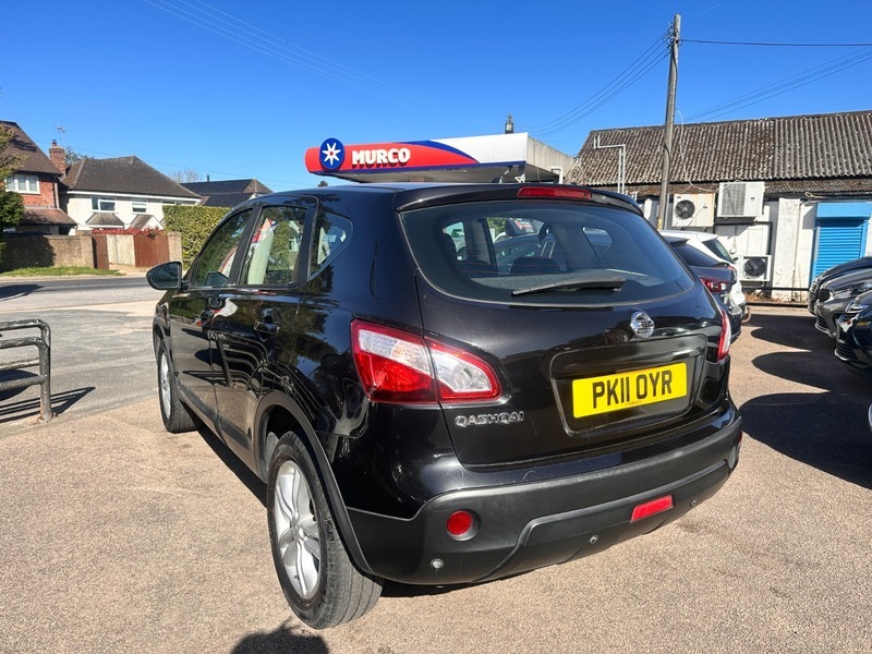 Nissan Qashqai Acenta Black #6