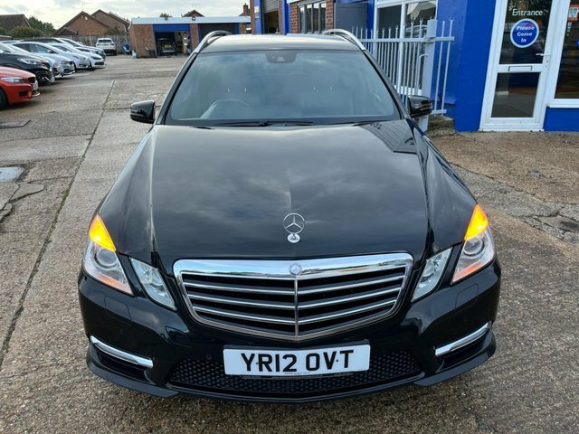 Mercedes-Benz E Class 3.0 E350 Cdi V6 Blueefficiency Sport Edition 125 E YR12OVT Black #2