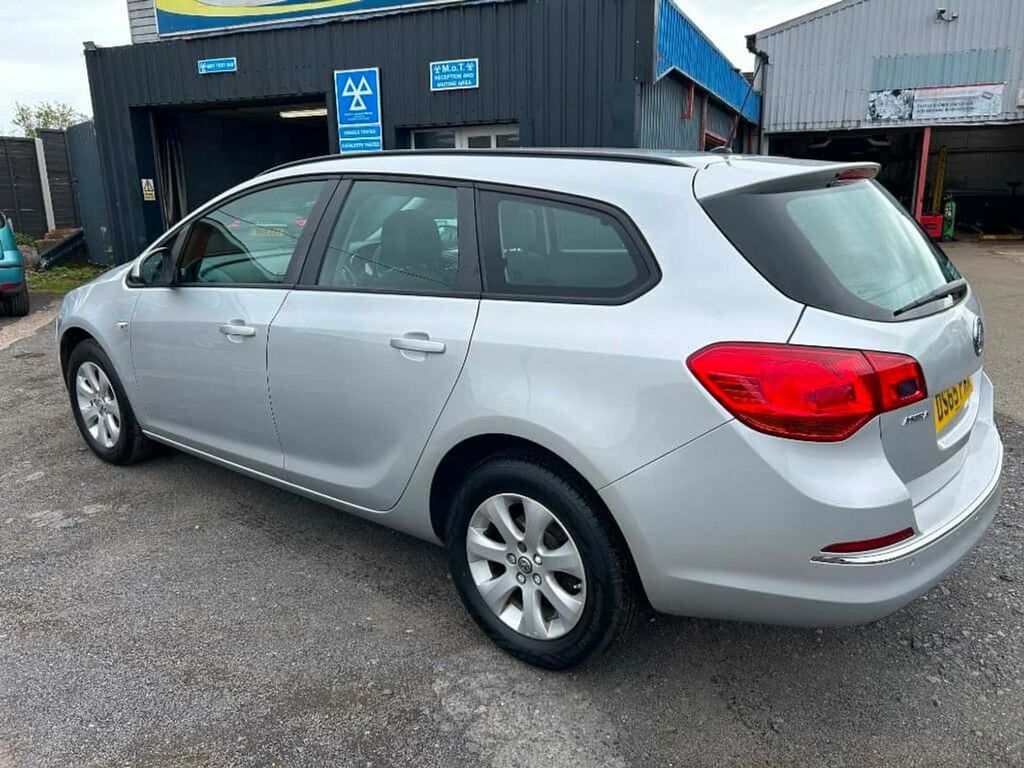Vauxhall Astra Sold DS65PXX Silver #4