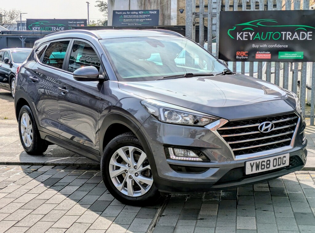 Hyundai Tucson Suv 1.6 Gdi Se Nav 201968 Grey