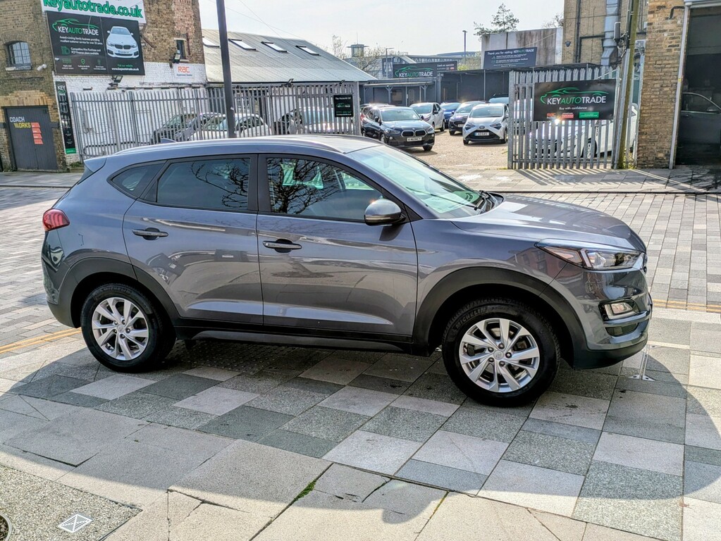 Hyundai Tucson Suv 1.6 Gdi Se Nav 201968 YW68ODG Grey #5
