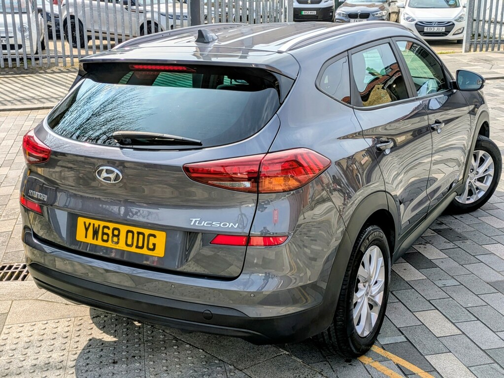 Hyundai Tucson Suv 1.6 Gdi Se Nav 201968 YW68ODG Grey #4