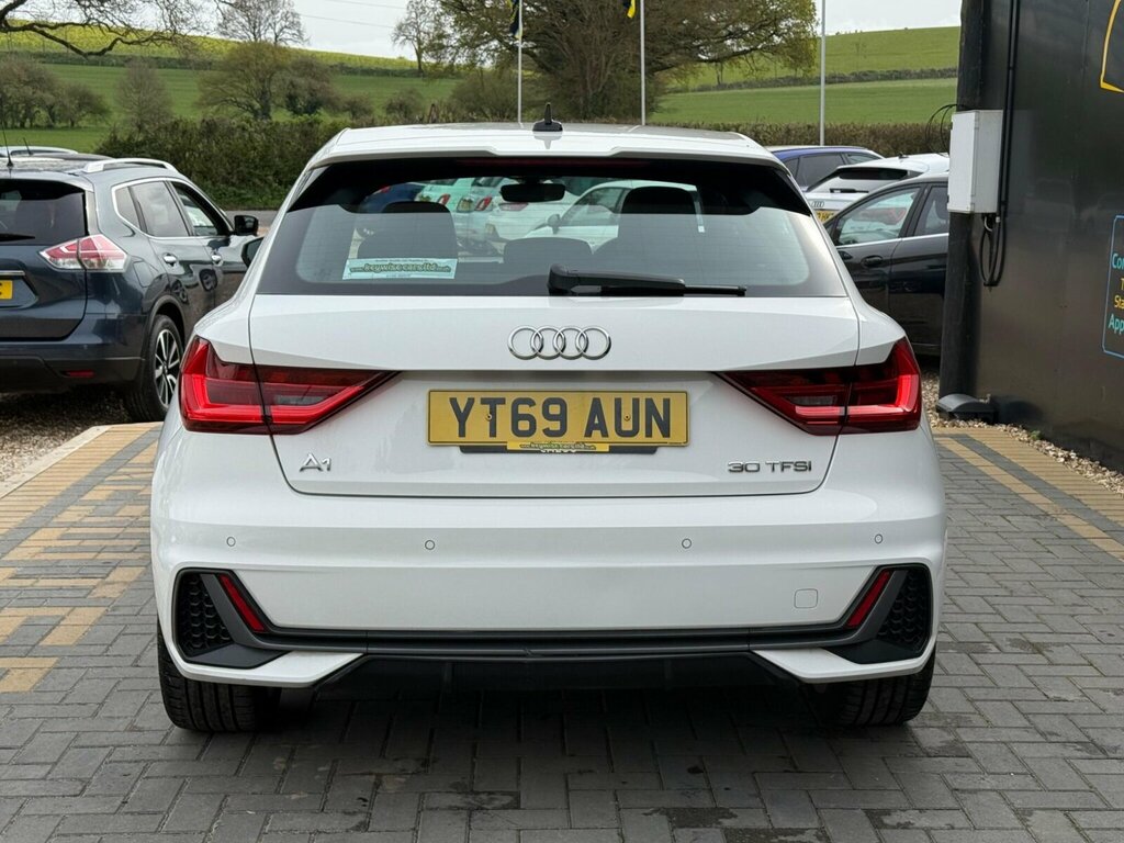 Audi A1 1.0 Tfsi 30 S Line Sportback Euro 6 Ss YT69AUN White #4
