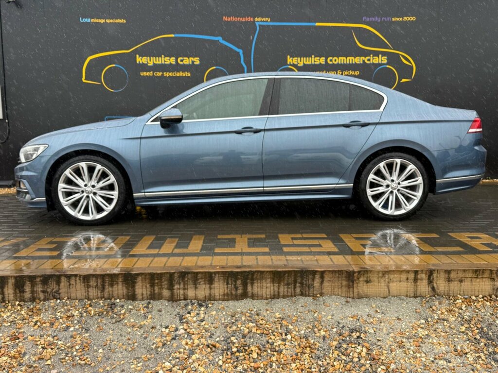 Volkswagen Passat 2.0 Tdi Bluemotion Tech R-line Dsg Euro 6 Ss Blue #2