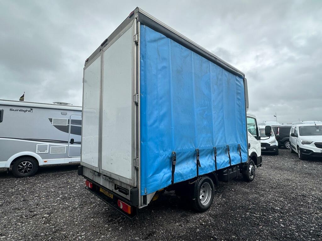 Nissan NT400 2.5L Null White #7