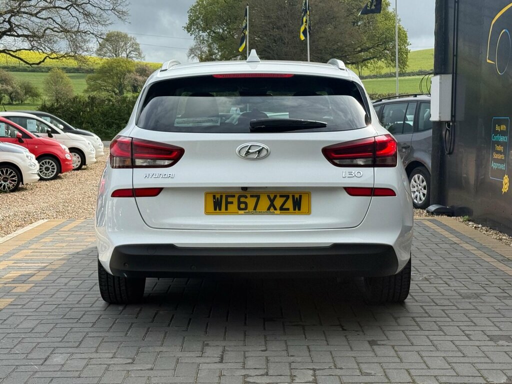 Hyundai I30 1.4 T-gdi Premium Tourer Euro 6 Ss WF67XZW White #4