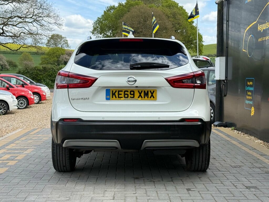 Nissan Qashqai 1.5 Dci N-connecta Euro 6 Ss White #4