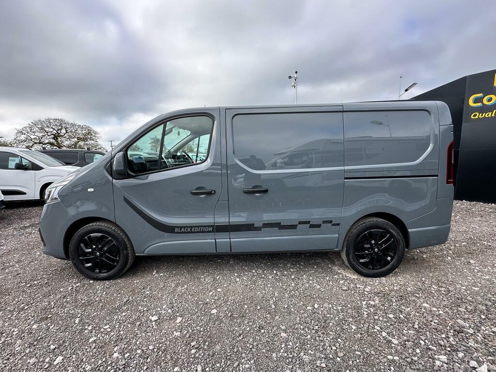Renault Trafic 2.0 Dci Energy 28 Black Edition Swb Standard Roof VO70ZCX Grey #4
