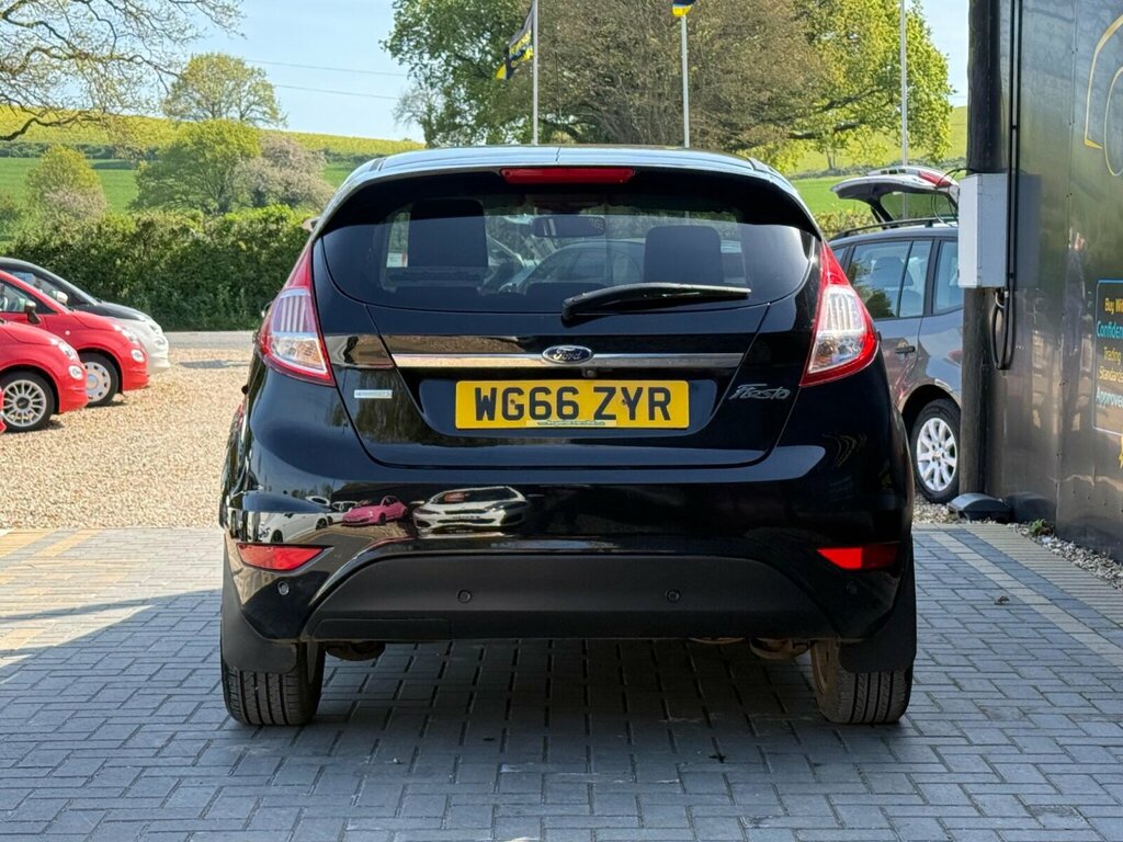 Ford Fiesta 1.0T Ecoboost Titanium X Euro 6 Ss WG66ZYR Black #4