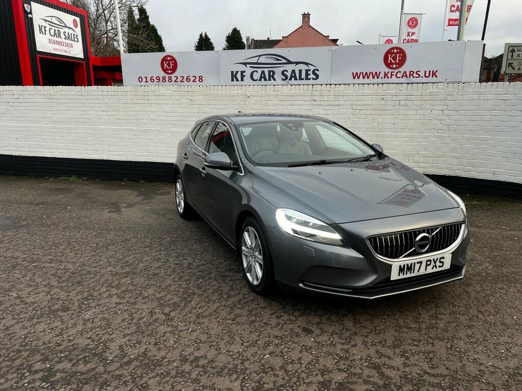 Volvo V40 Hatchback 1.5 T3 Inscription Euro 6 Ss MM17PXS Grey #2