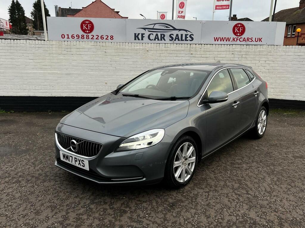 Volvo V40 Hatchback 1.5 T3 Inscription Euro 6 Ss MM17PXS Grey #4