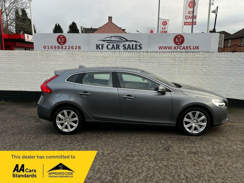Volvo V40 Hatchback 1.5 T3 Inscription Euro 6 Ss Grey