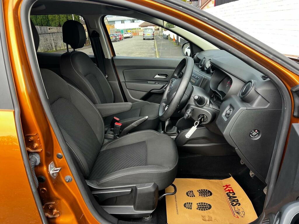 Dacia Duster Suv 1.6 Sce Comfort Euro 6 Ss 201868 SH68OVN Orange #6