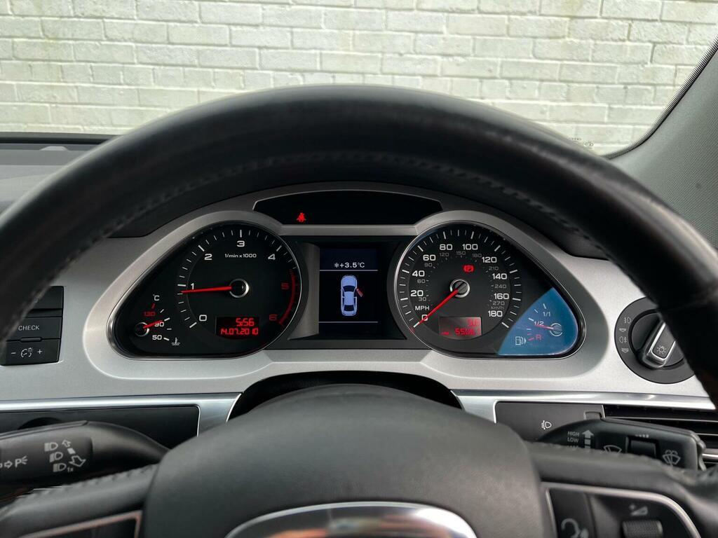 Audi A6 Saloon Le Mans Silver #11