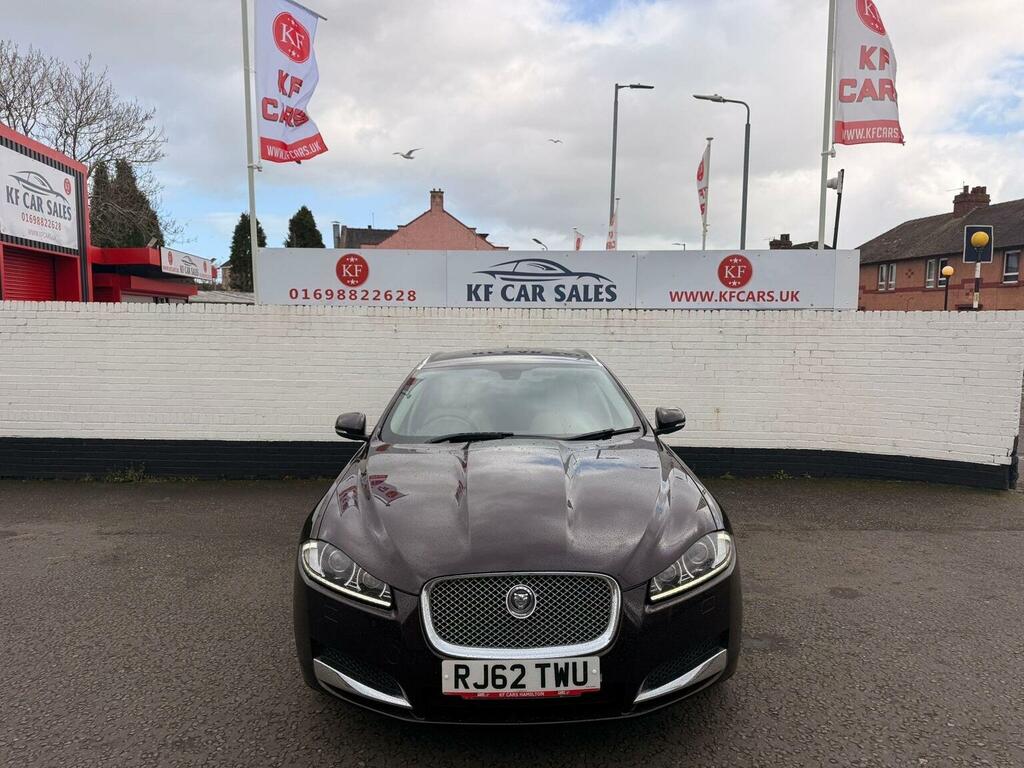 Jaguar XF Estate 2.2D Premium Luxury Sportbrake Euro 5 RJ62TWU Red #4