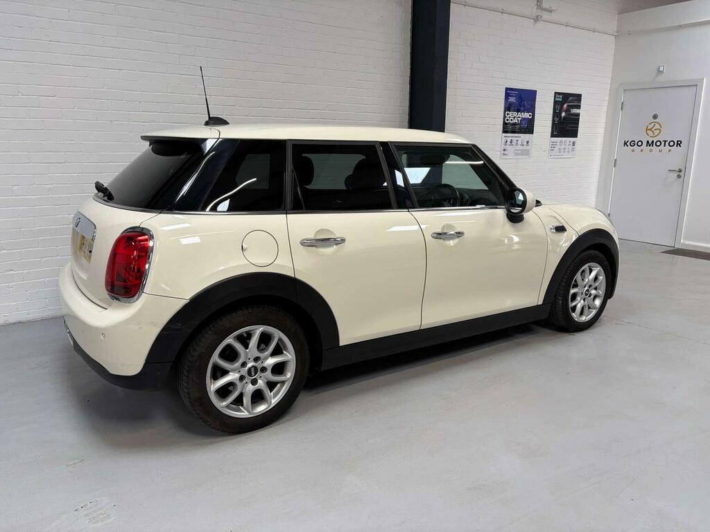 Mini Hatch Hatchback 1.5 Cooper D Euro 6 Ss 201818 GD18YNF White #4