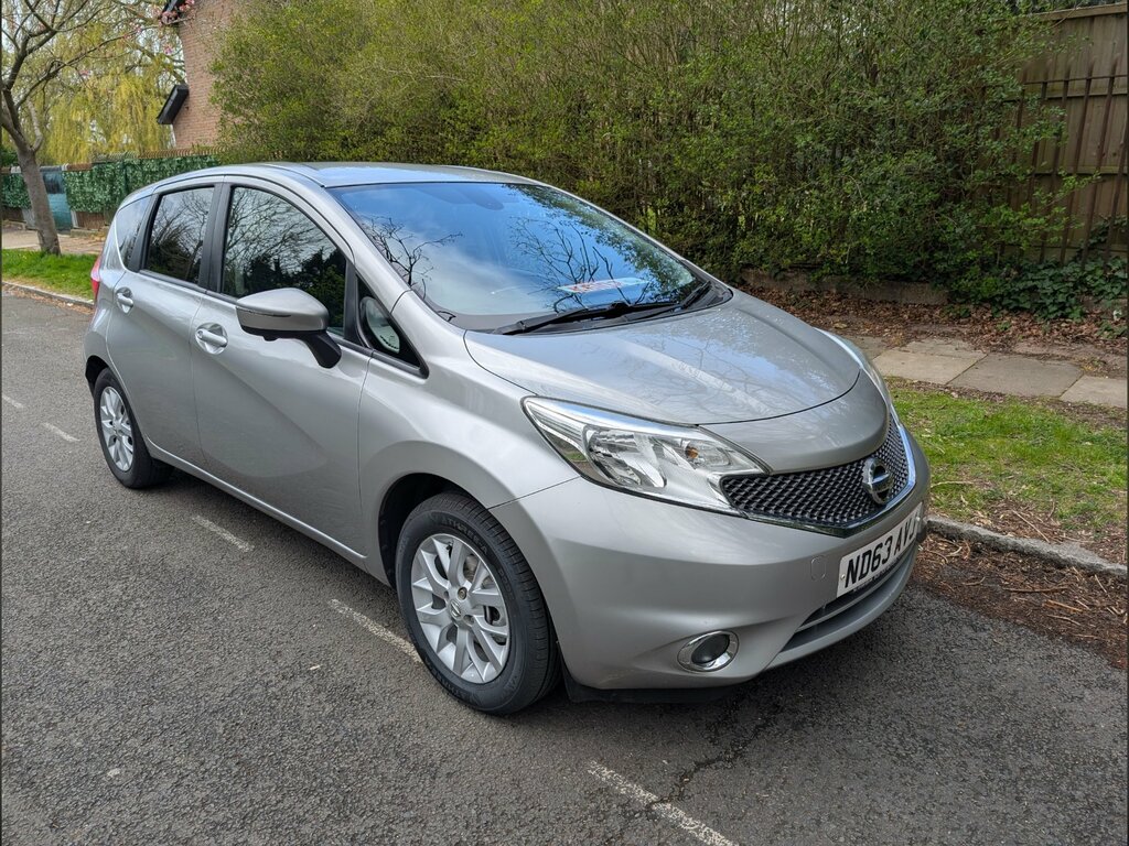 Nissan Note 1.2 12V Acenta Premium Hatchback Silver
