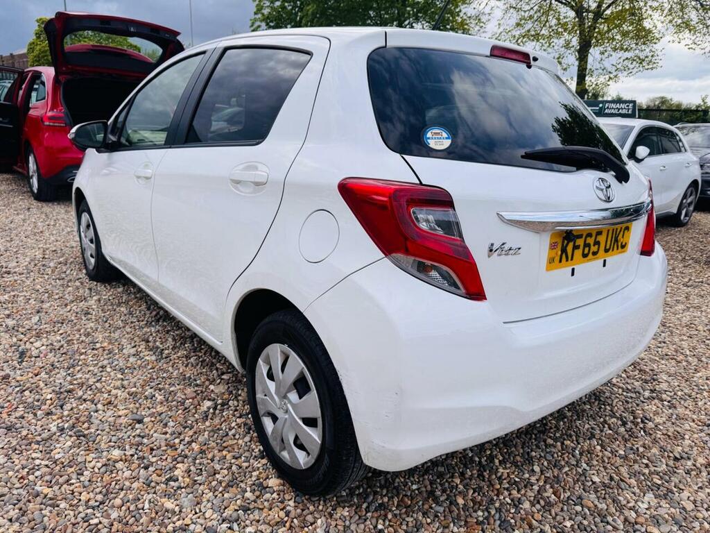 Toyota Vitz Petrol White #6
