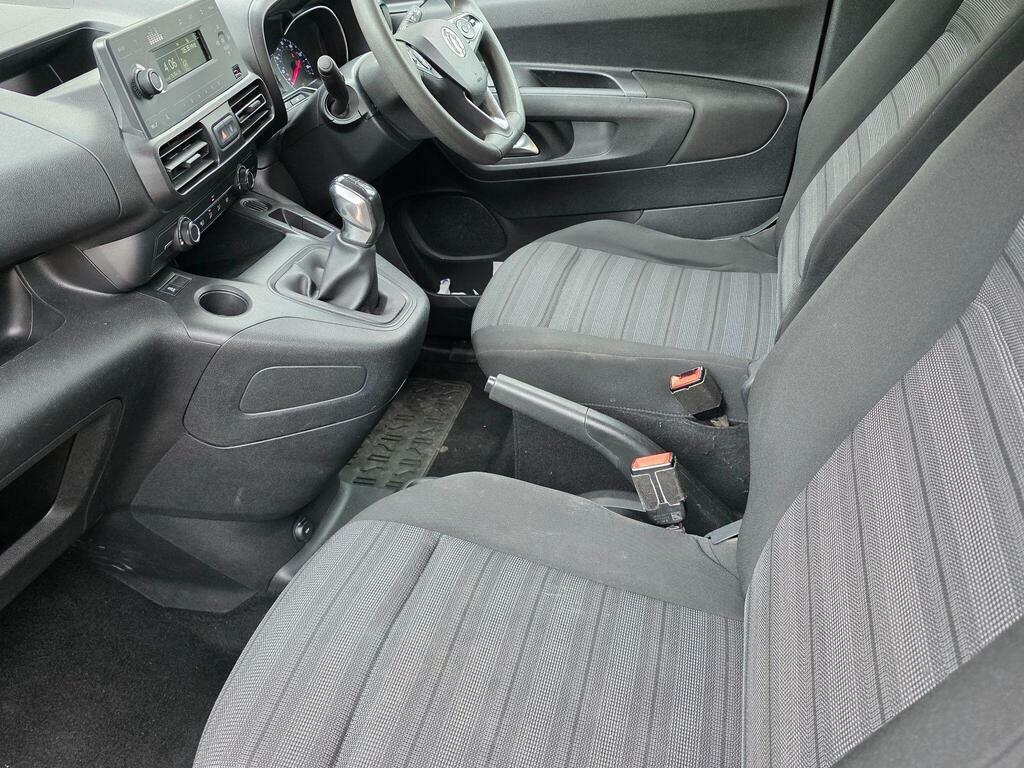 Vauxhall Combo Life 1.5 Turbo D Blueinjection Energy XL Mpv Euro 6 S MW19BFF Grey #3