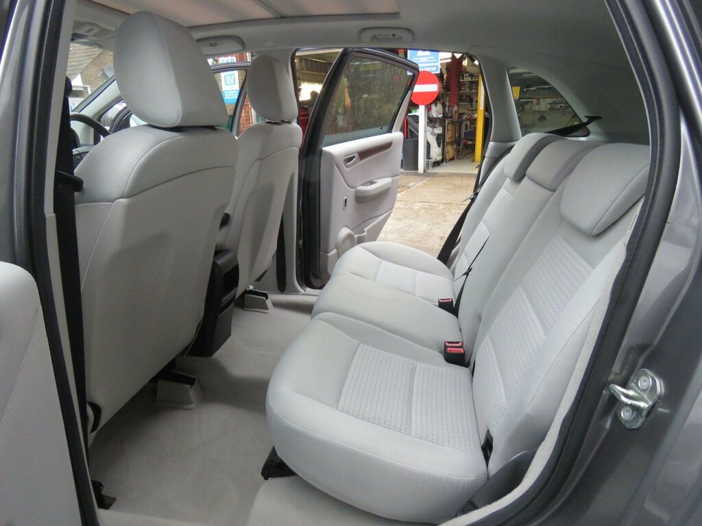 Mercedes-Benz B Class 2.0 B180 Cdi Se Cvt Grey #6