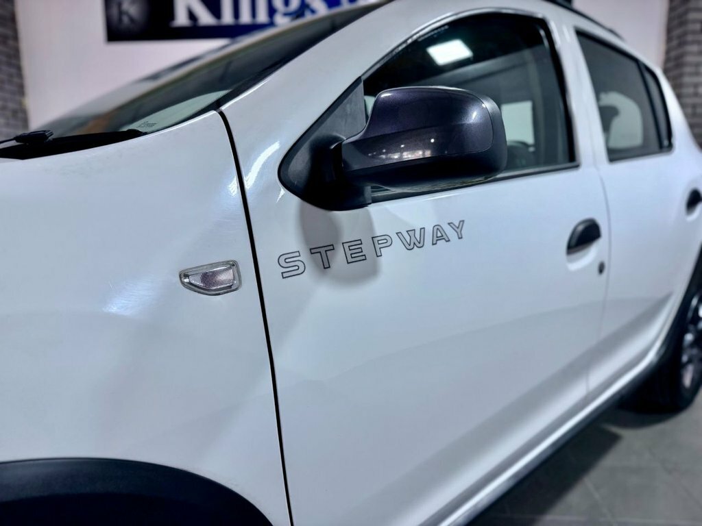 Dacia Sandero Stepway 1.5L Laureate CK66TWX White #3