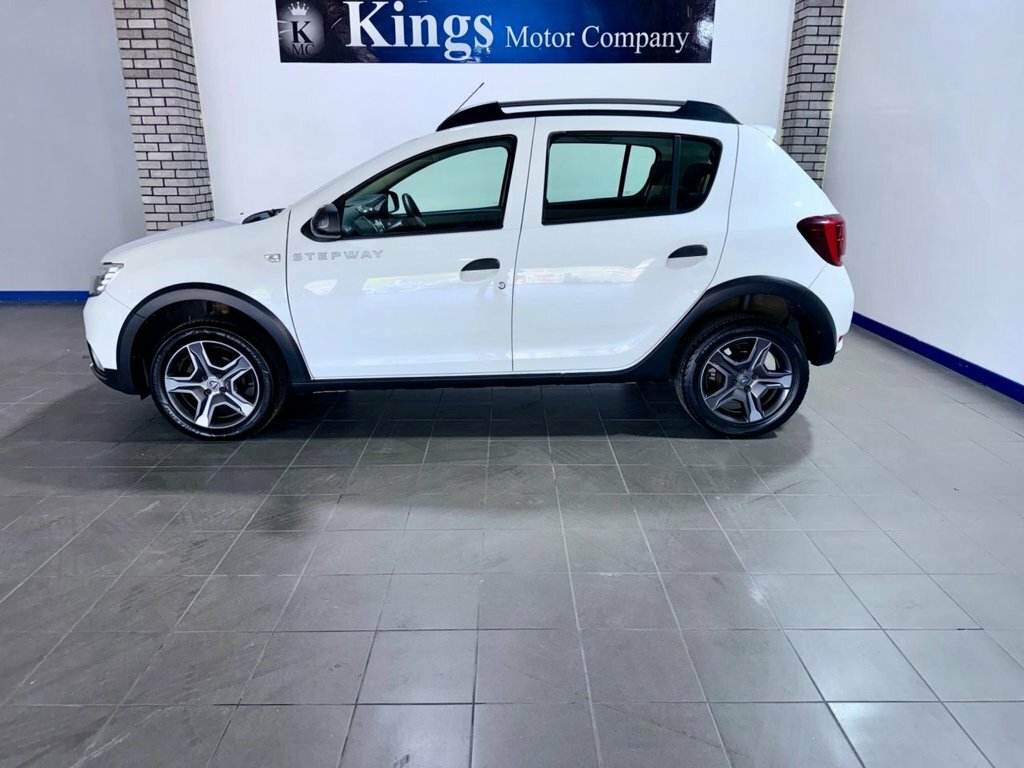 Dacia Sandero Stepway 1.5L Laureate CK66TWX White #4
