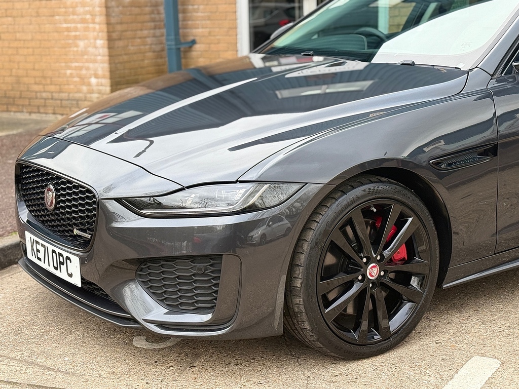 Jaguar XE P300i R-dynamic Hse U5372 Ulez Grey #4