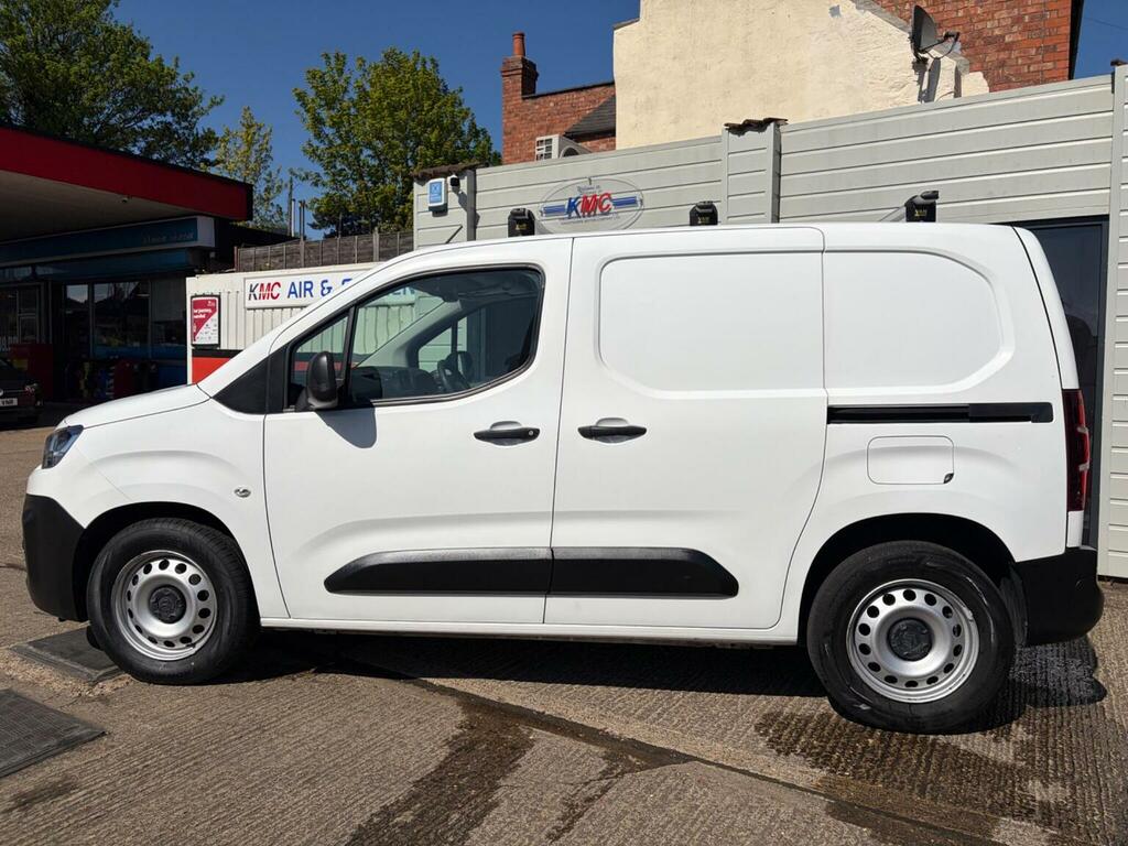 Citroen Berlingo Panel Van 1.5 Bluehdi 1000 Worker M Swb Euro 6 NA69KFF White #4