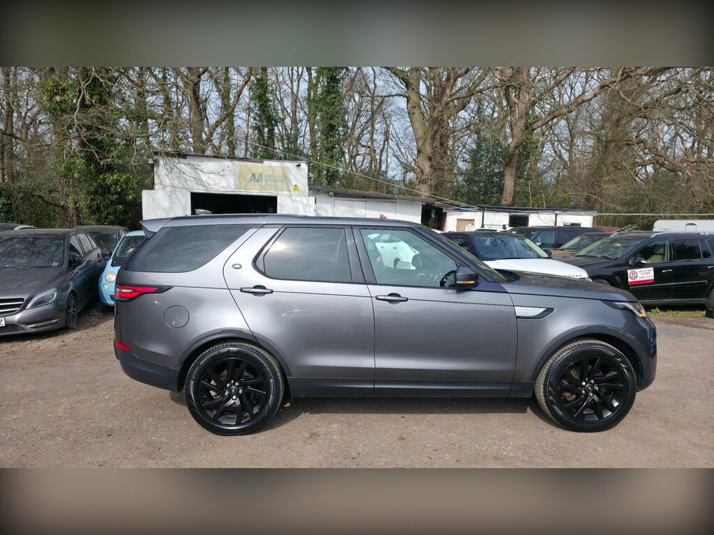 Land Rover Discovery 3.0 Td V6 Hse 4Wd Euro 6 Ss CA68ZRG Grey #3